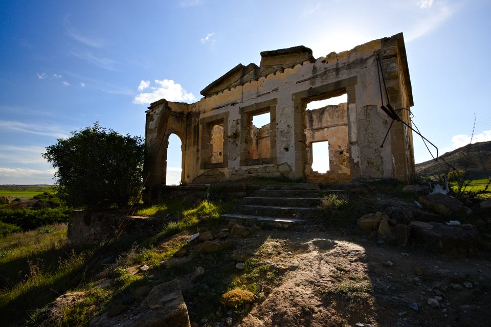 Potamia, ruin in the Άγιος Σωζόμενος area