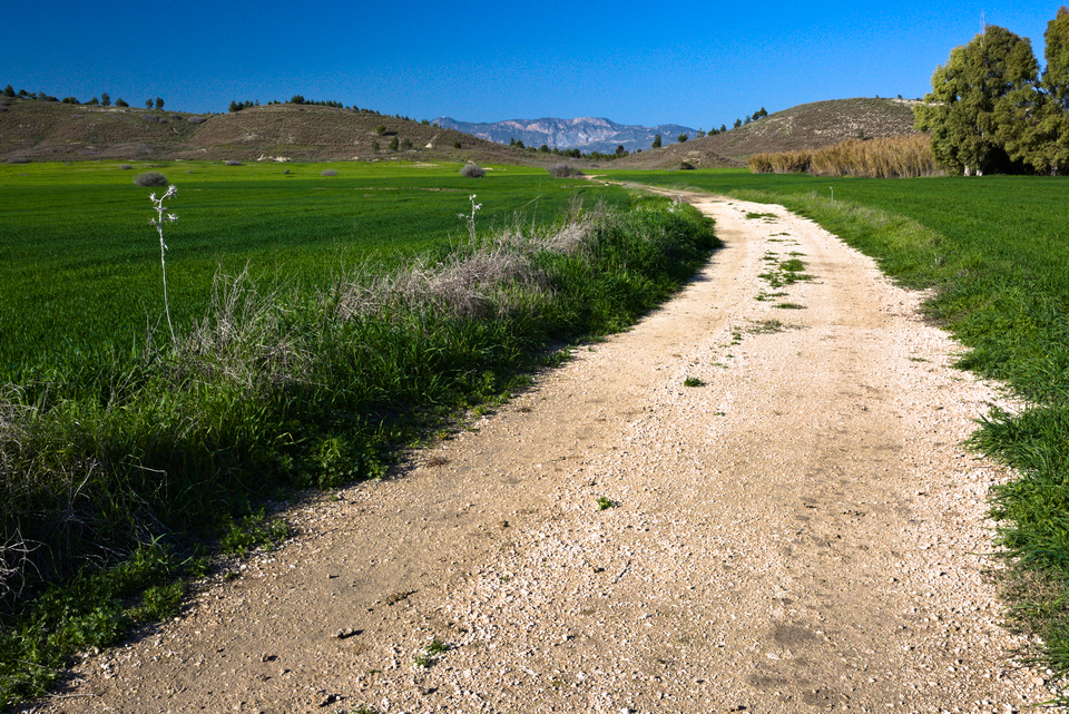 A dirty  northbound road around Mammari. An imaginary path to the North Passage.